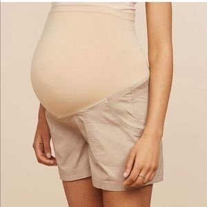 Motherhood Maternity Khaki Poplin Shorts NWT Large